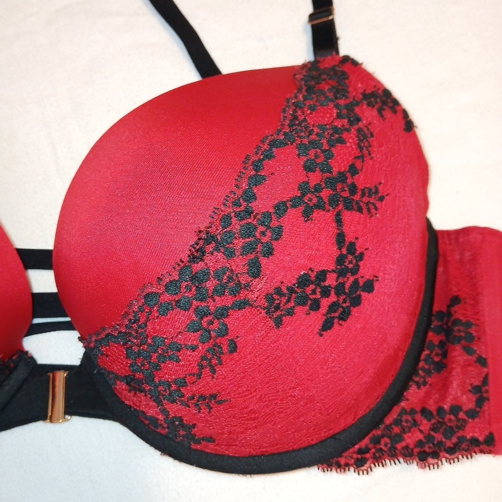Sz.42D Womens Cacique Boost Plunge Bra - Picture 2 of 10